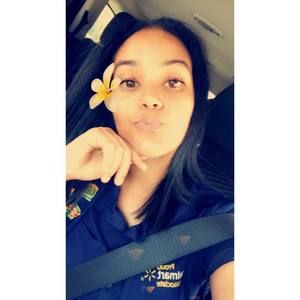 Meet your Posher, Danielle